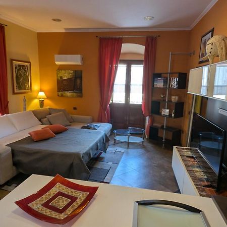 Luxury Home Bosa Apartment Bagian luar foto