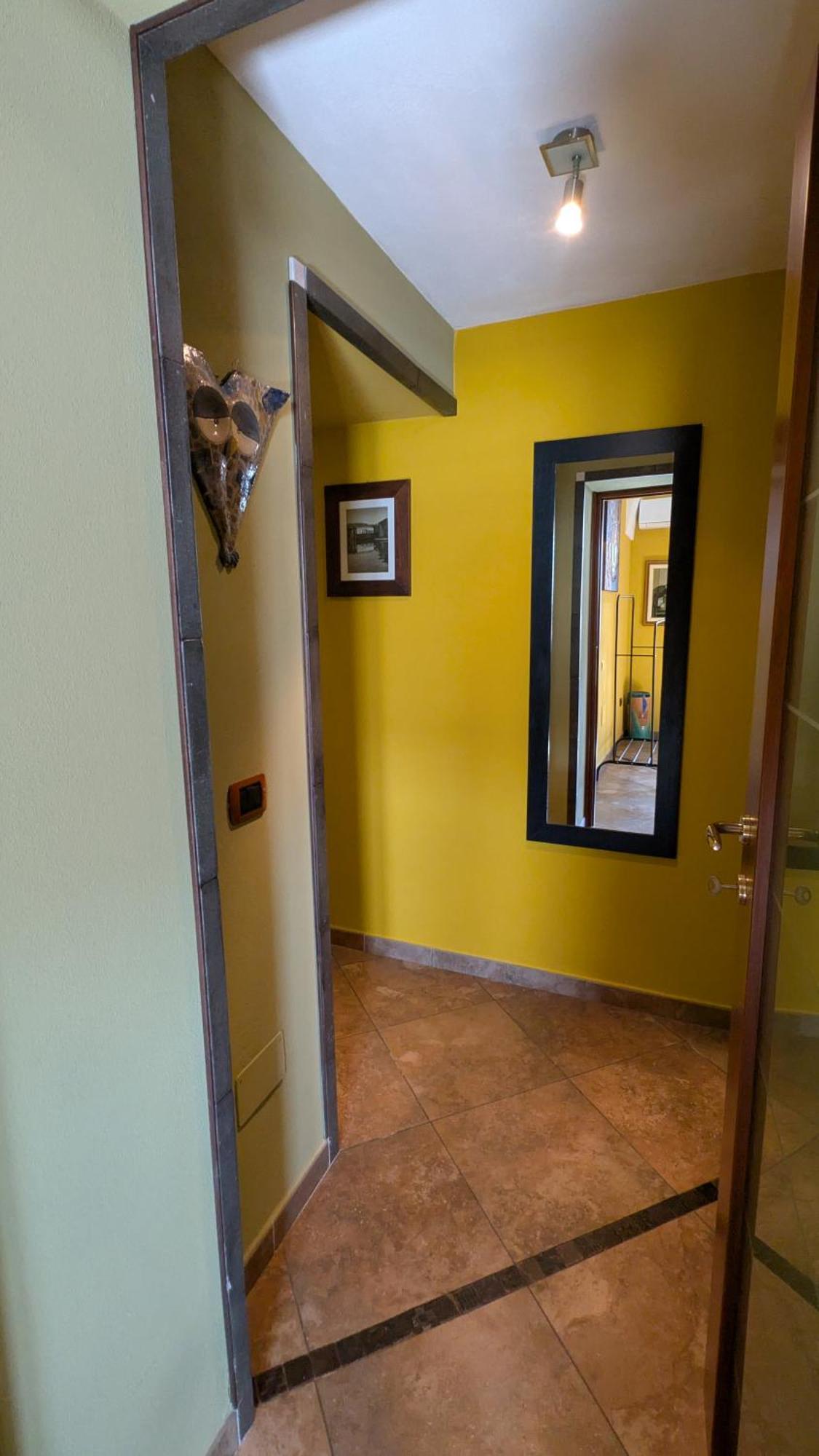 Luxury Home Bosa Apartment Bagian luar foto